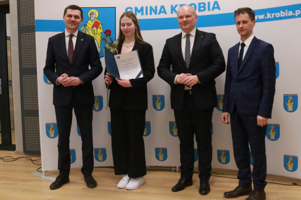 Wręczono stypendia sportowe w gminie Krobia