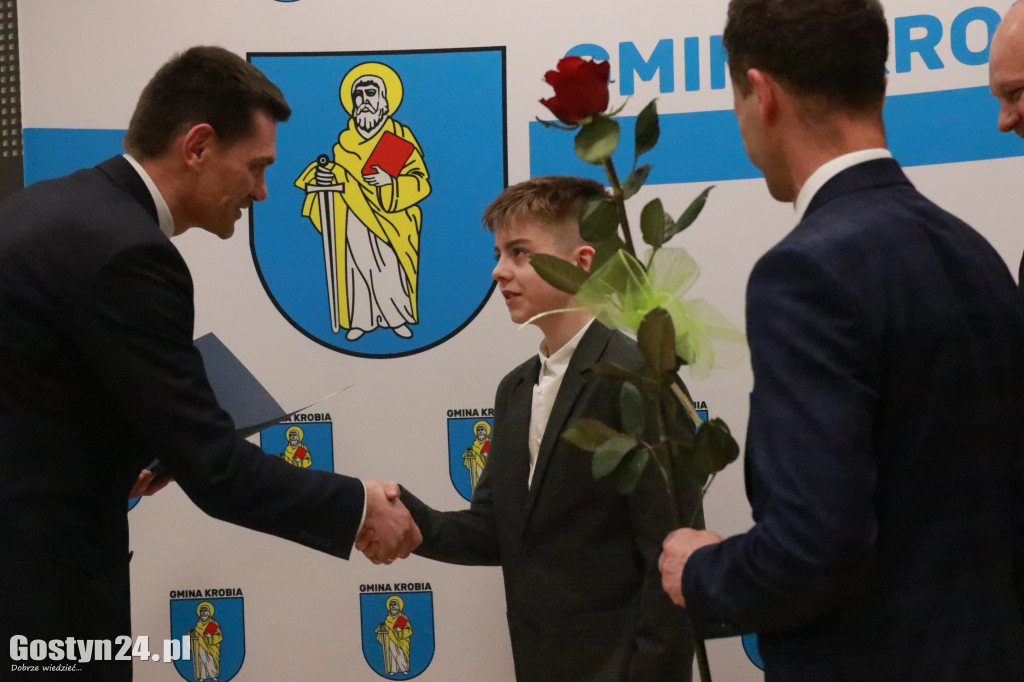 Wręczono stypendia sportowe w gminie Krobia