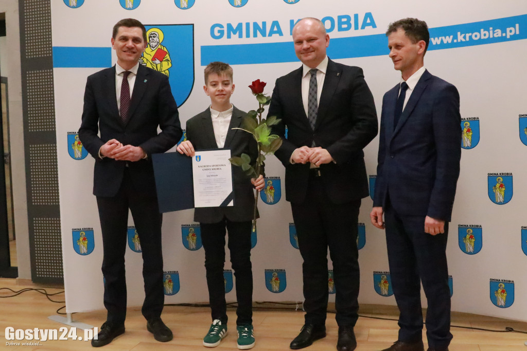Wręczono stypendia sportowe w gminie Krobia
