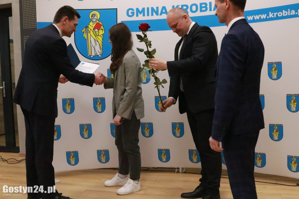 Wręczono stypendia sportowe w gminie Krobia