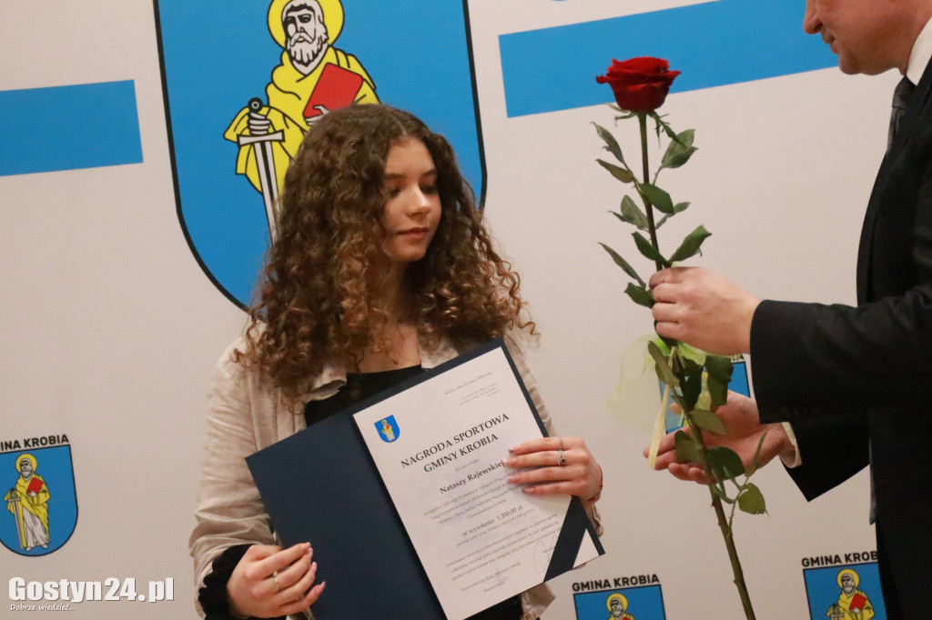 Wręczono stypendia sportowe w gminie Krobia