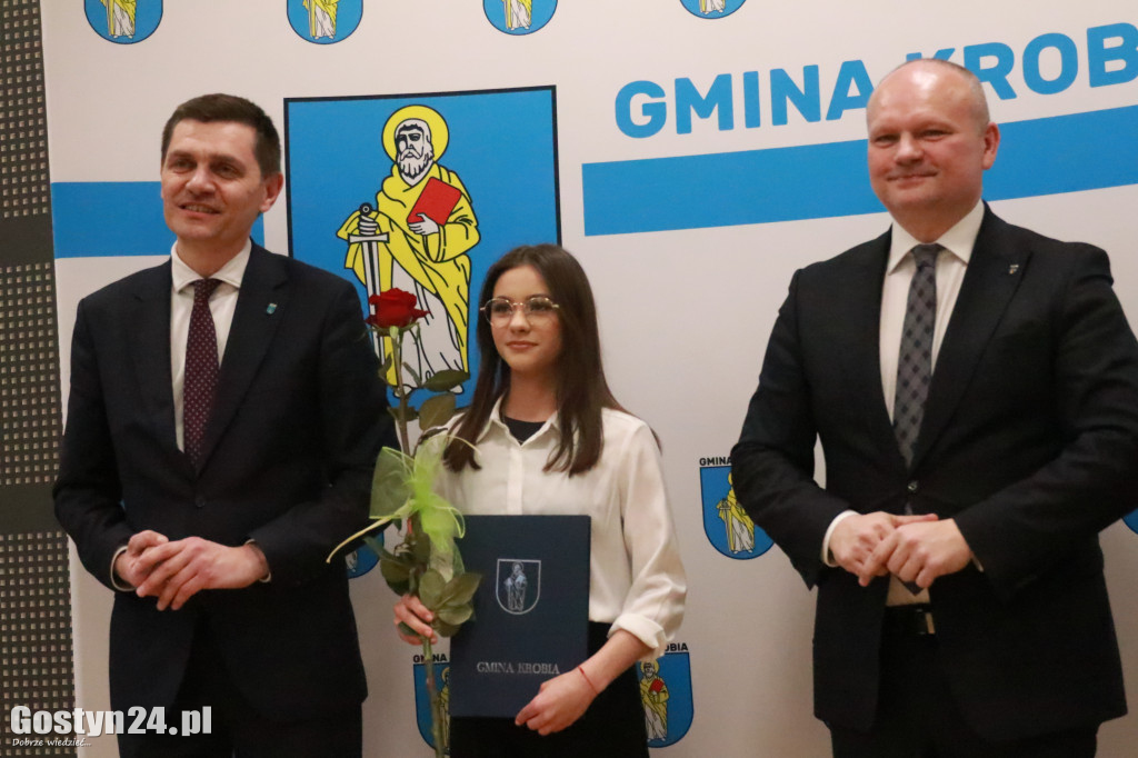 Wręczono stypendia sportowe w gminie Krobia