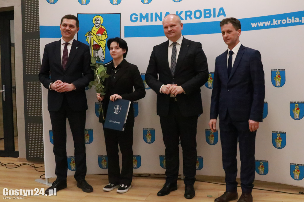 Wręczono stypendia sportowe w gminie Krobia