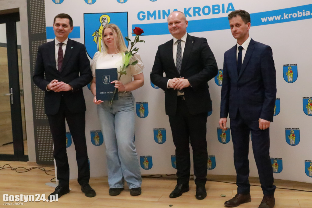 Wręczono stypendia sportowe w gminie Krobia