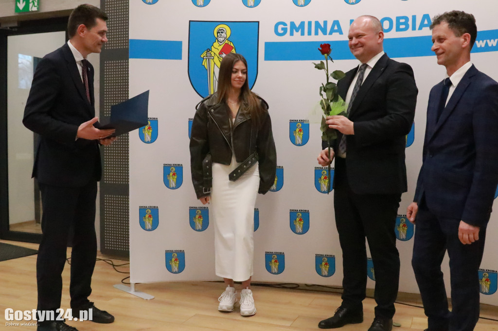 Wręczono stypendia sportowe w gminie Krobia