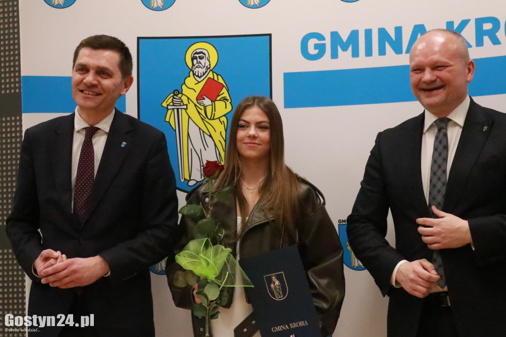 Wręczono stypendia sportowe w gminie Krobia