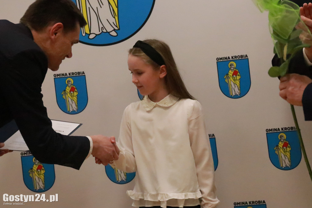 Wręczono stypendia sportowe w gminie Krobia