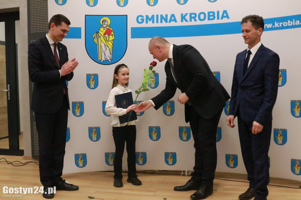 Wręczono stypendia sportowe w gminie Krobia
