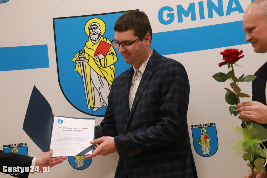 Wręczono stypendia sportowe w gminie Krobia