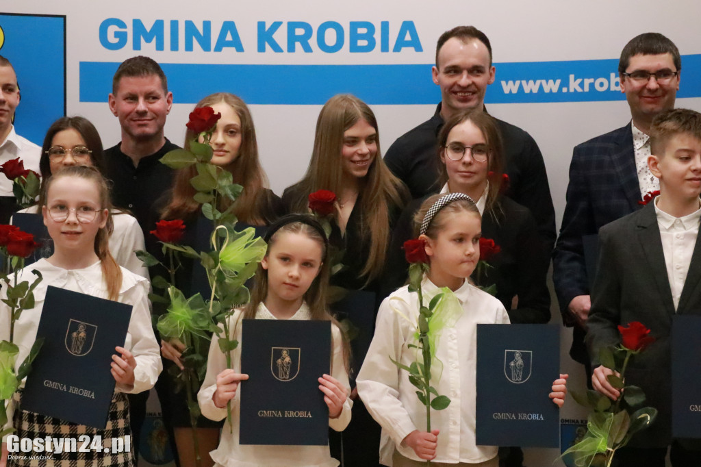 Wręczono stypendia sportowe w gminie Krobia