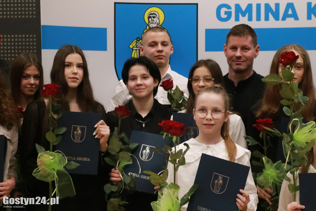 Wręczono stypendia sportowe w gminie Krobia