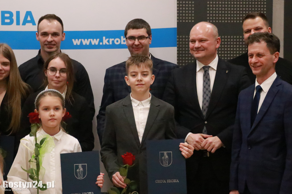 Wręczono stypendia sportowe w gminie Krobia