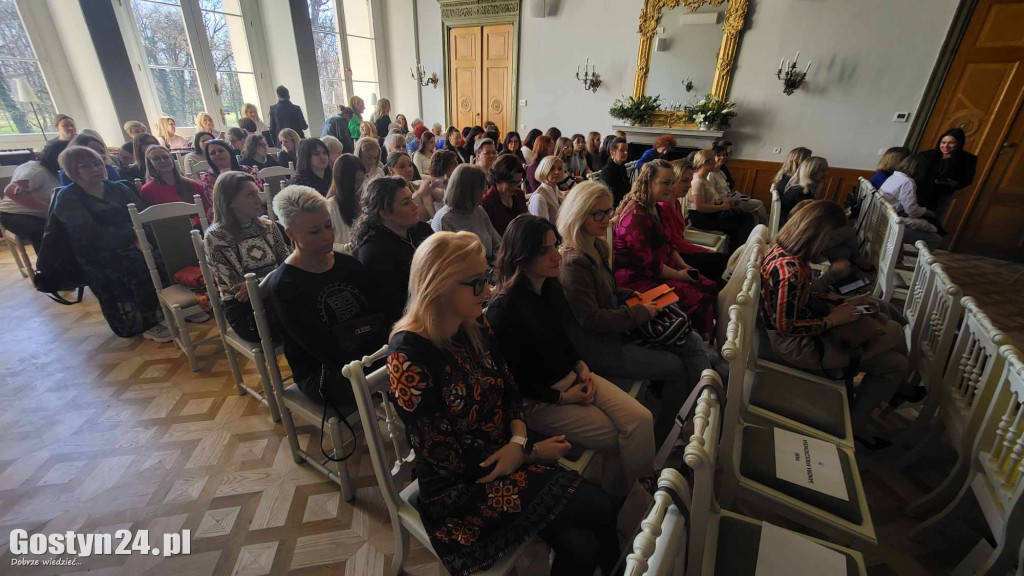 W zamku w Rokosowie zorganizowano forum kobiet