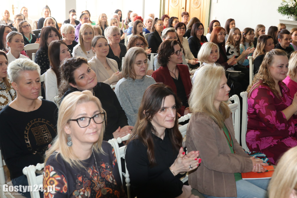 W zamku w Rokosowie zorganizowano forum kobiet