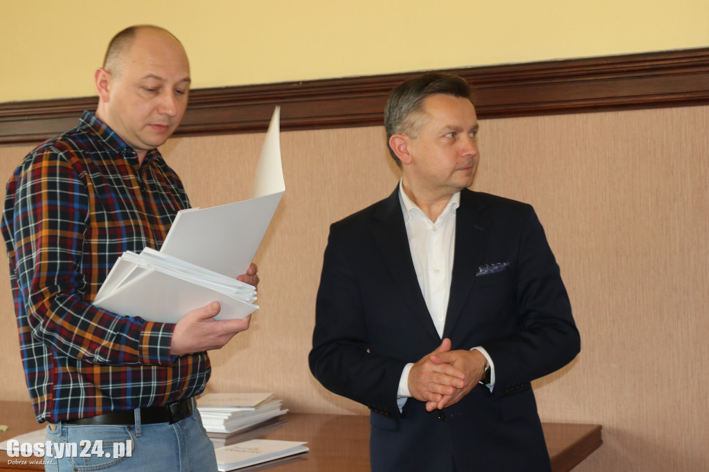 Stypendia sportowe dla młodych mieszkańców powiatu