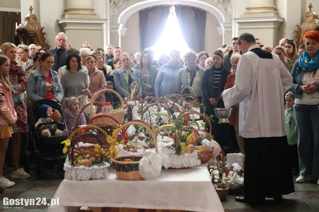 Tradycyjna święconka w Wielką Sobotę
