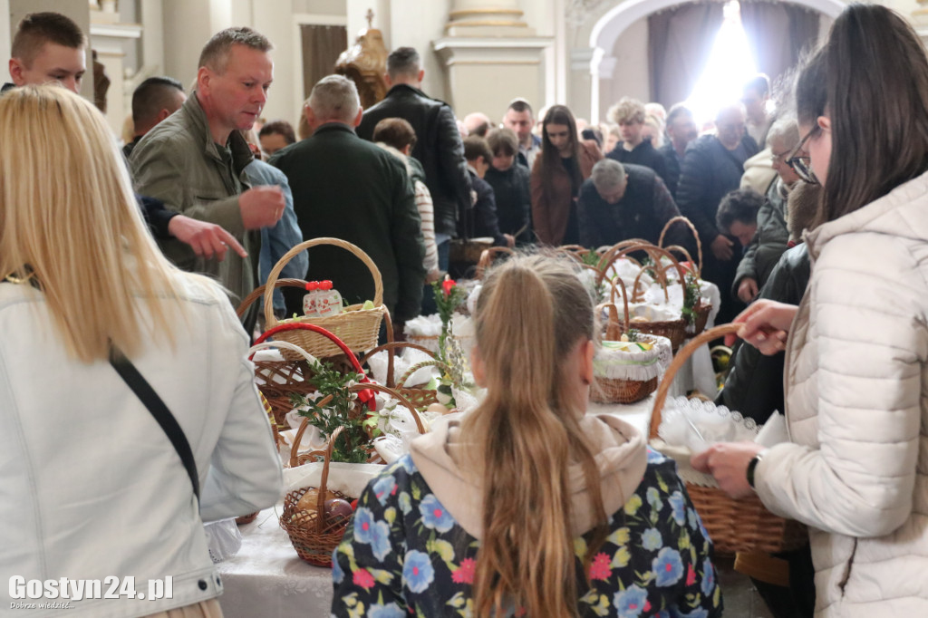 Tradycyjna święconka w Wielką Sobotę