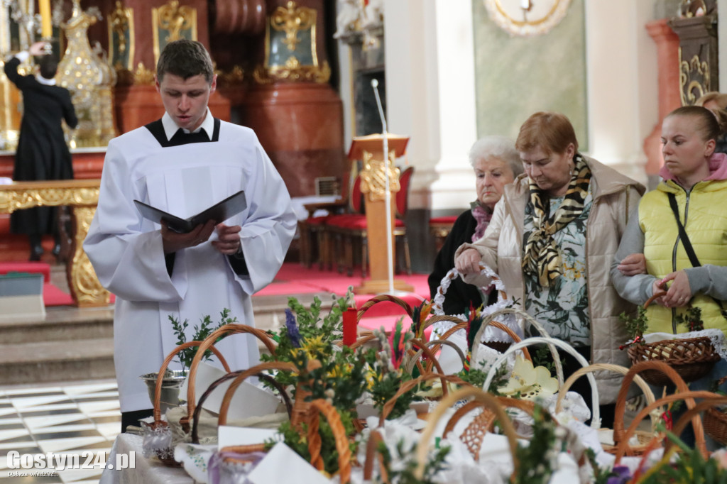 Tradycyjna święconka w Wielką Sobotę