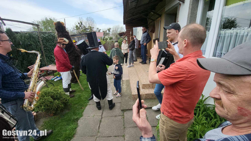 Kominiarze przeszli przez Zalesie w gminie Borek Wlkp.