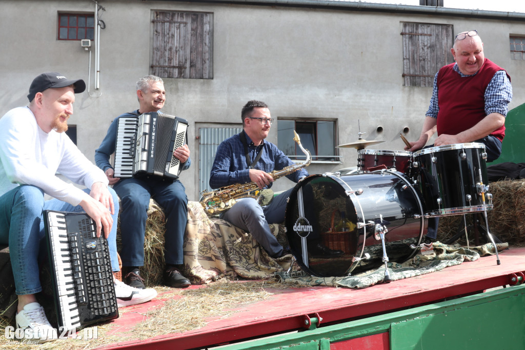 Kominiarze przeszli przez Zalesie w gminie Borek Wlkp.