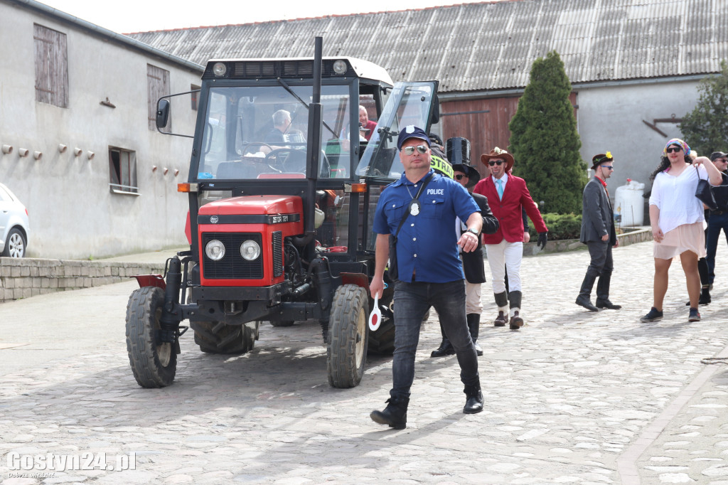 Kominiarze przeszli przez Zalesie w gminie Borek Wlkp.