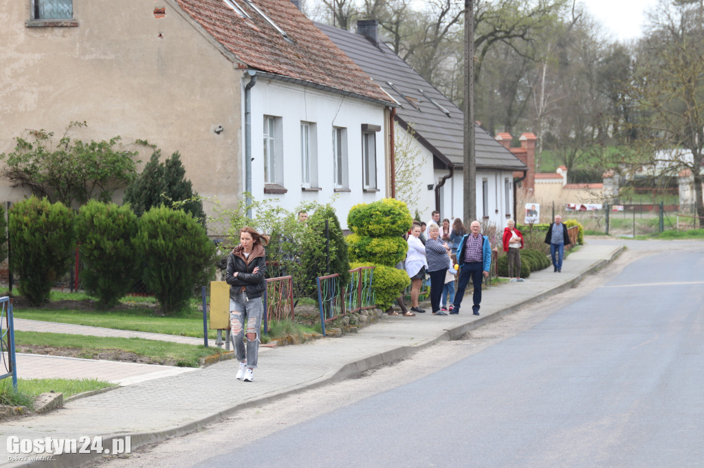 Kominiarze przeszli przez Zalesie w gminie Borek Wlkp.