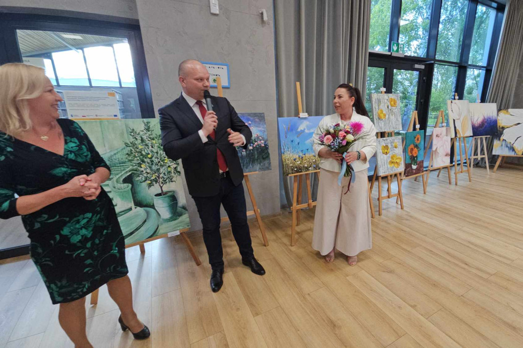 Wystawa prac Anity Rozwalki w Krobi