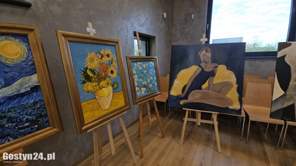 Wystawa prac Anity Rozwalki w Krobi