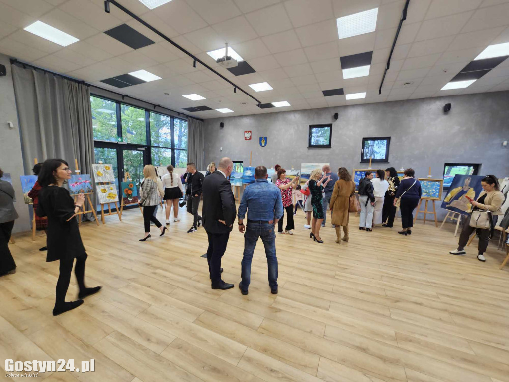 Wystawa prac Anity Rozwalki w Krobi