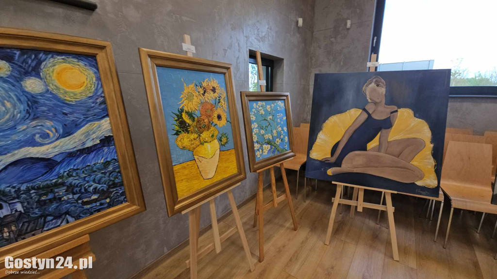 Wystawa prac Anity Rozwalki w Krobi