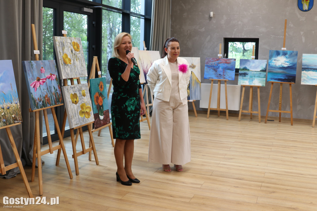 Wystawa prac Anity Rozwalki w Krobi