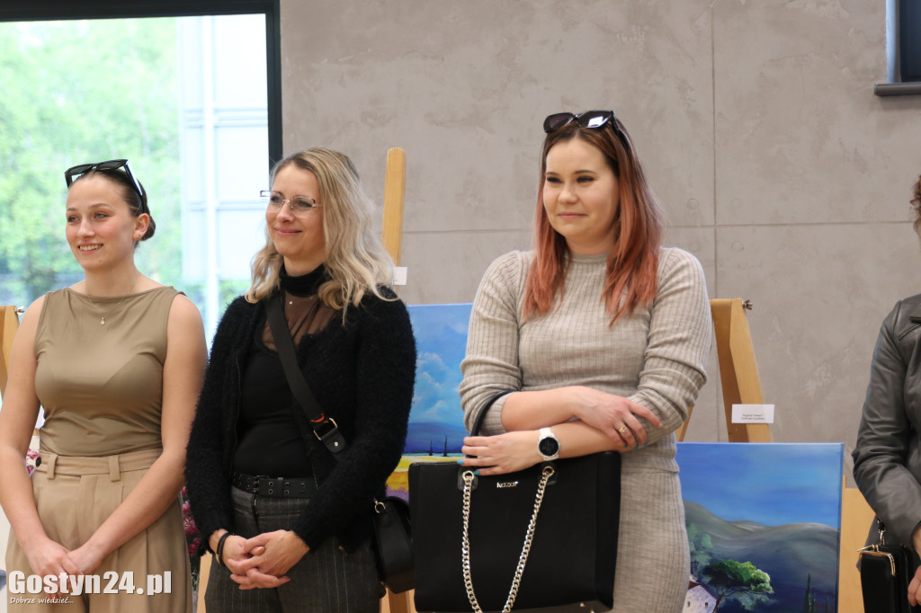 Wystawa prac Anity Rozwalki w Krobi