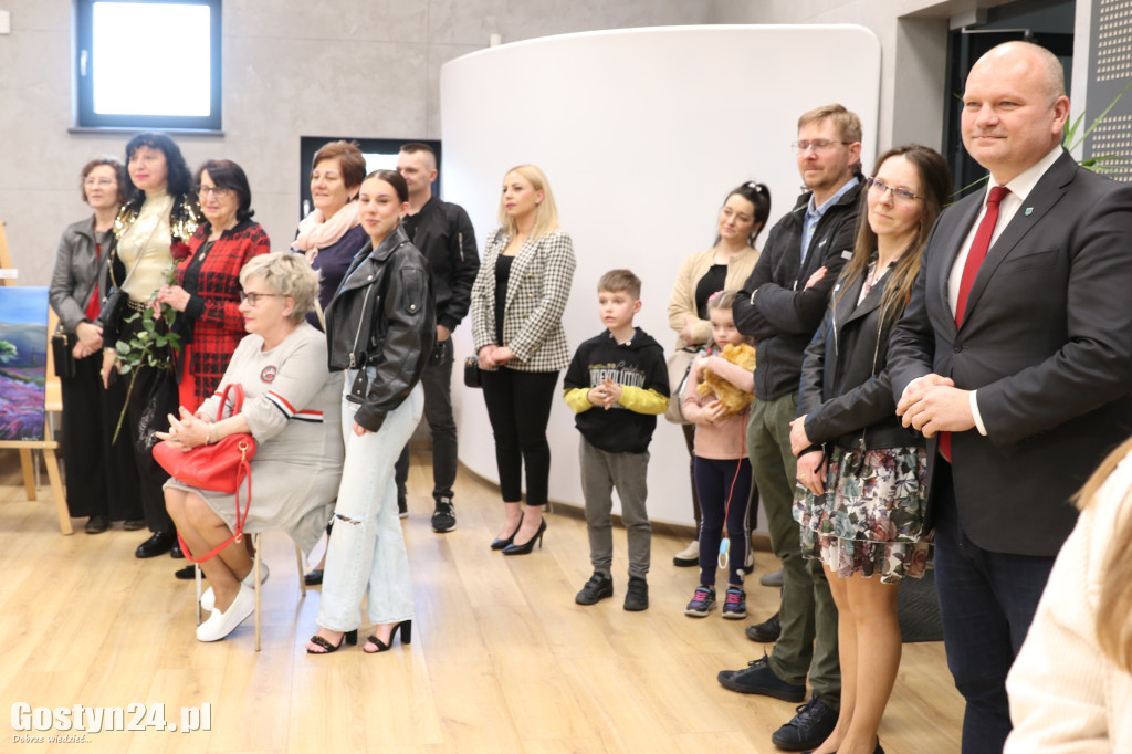 Wystawa prac Anity Rozwalki w Krobi