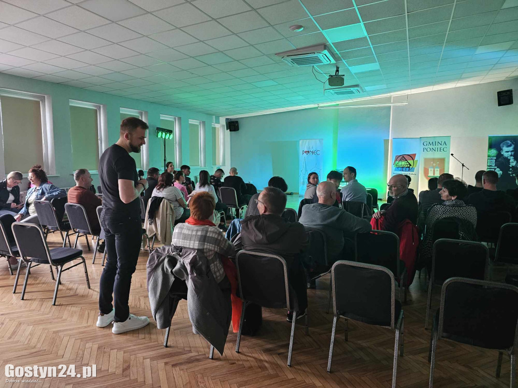 Występ Tomasza Karpia Bartkowiaka w Poniecu