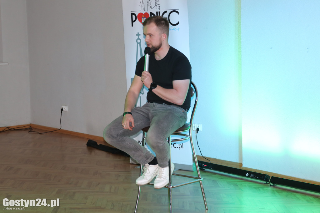 Występ Tomasza Karpia Bartkowiaka w Poniecu