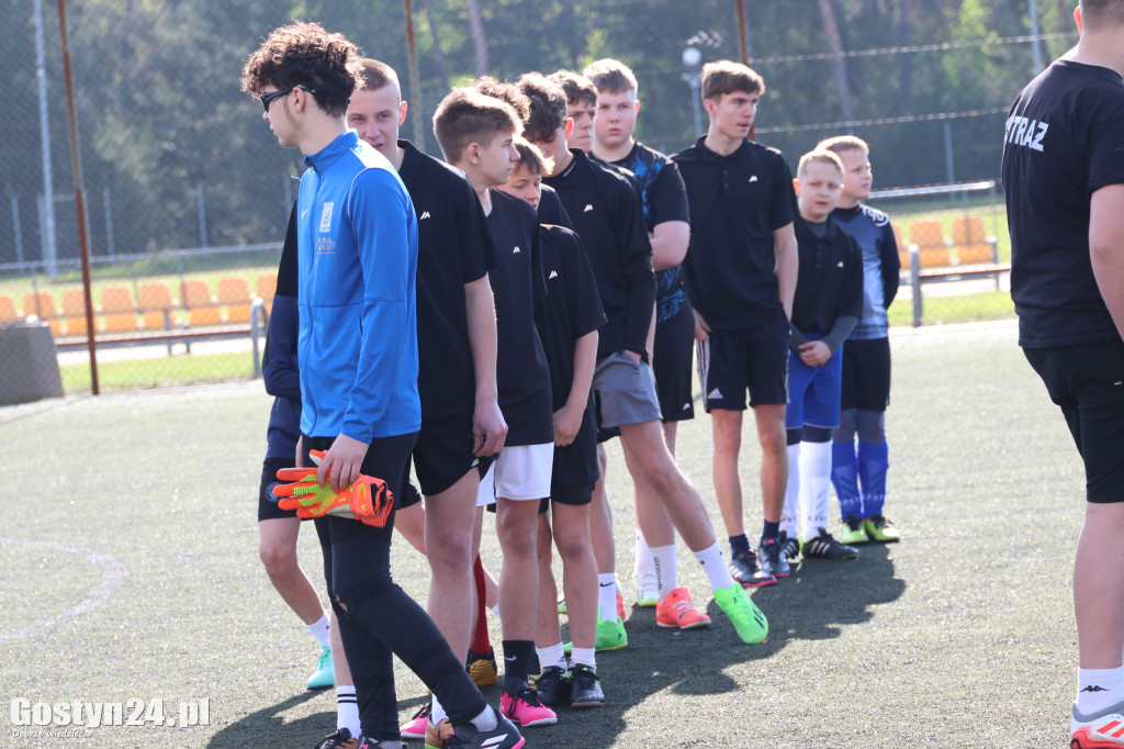 Turniej MDP na orliku w Piaskach