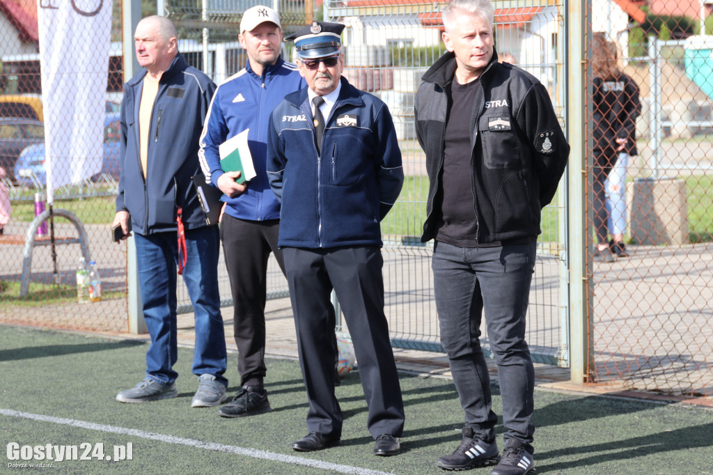 Turniej MDP na orliku w Piaskach