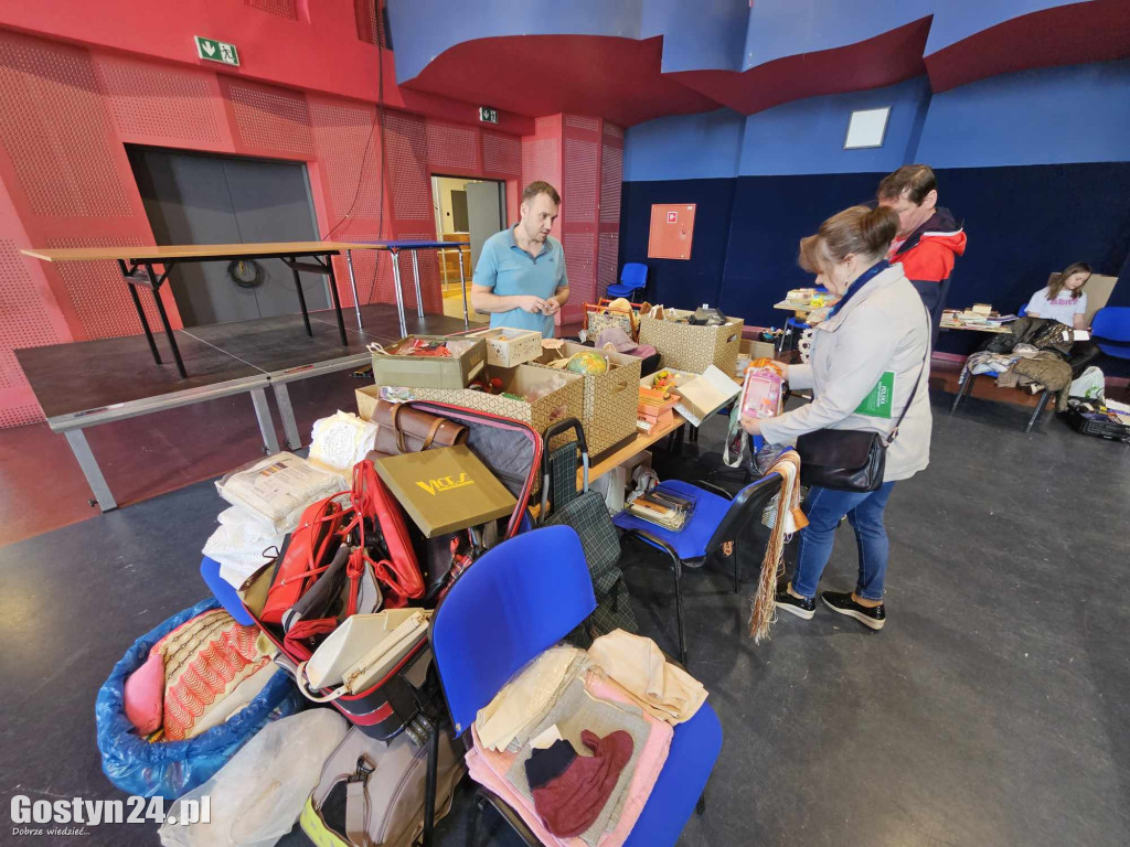 Klamoteka w GOK Hutnik w Gostyniu