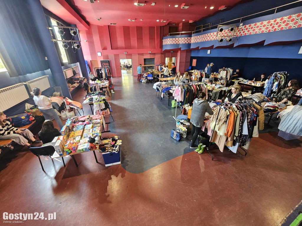 Klamoteka w GOK Hutnik w Gostyniu