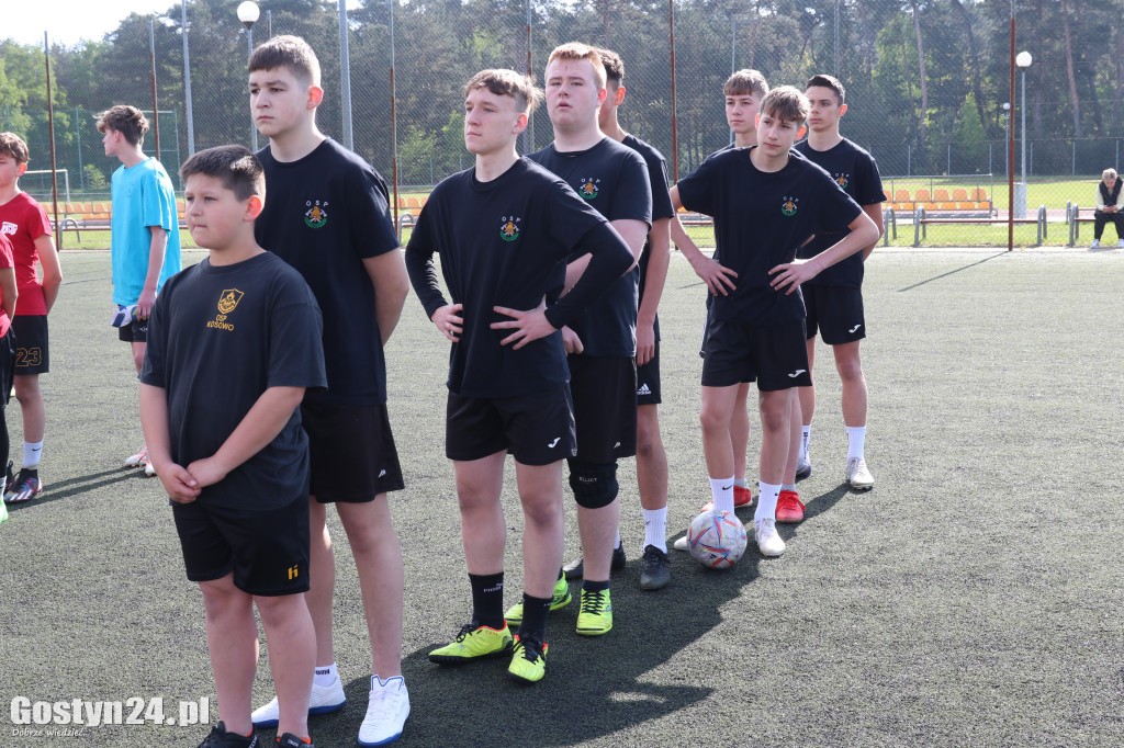 Turniej MDP na orliku w Piaskach