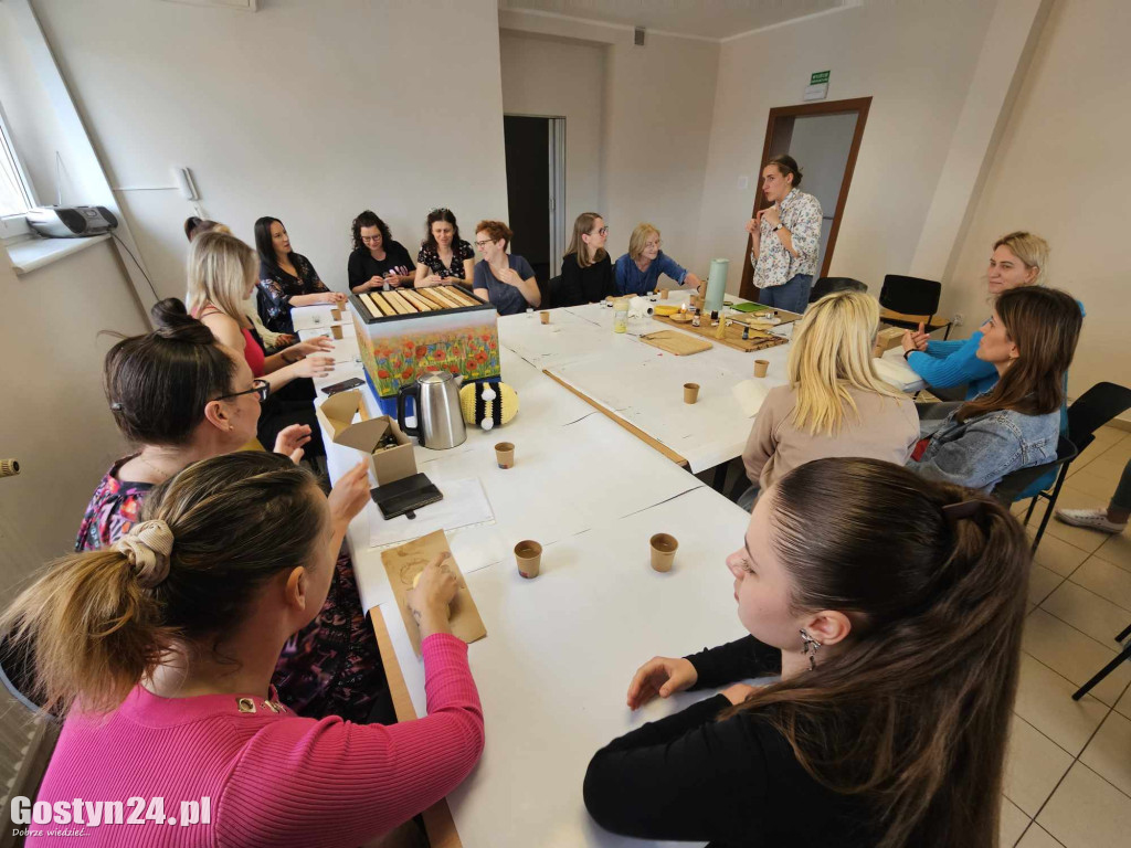 Klamoteka w GOK Hutnik w Gostyniu