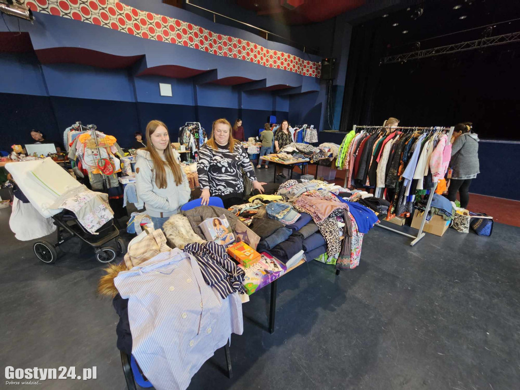 Klamoteka w GOK Hutnik w Gostyniu