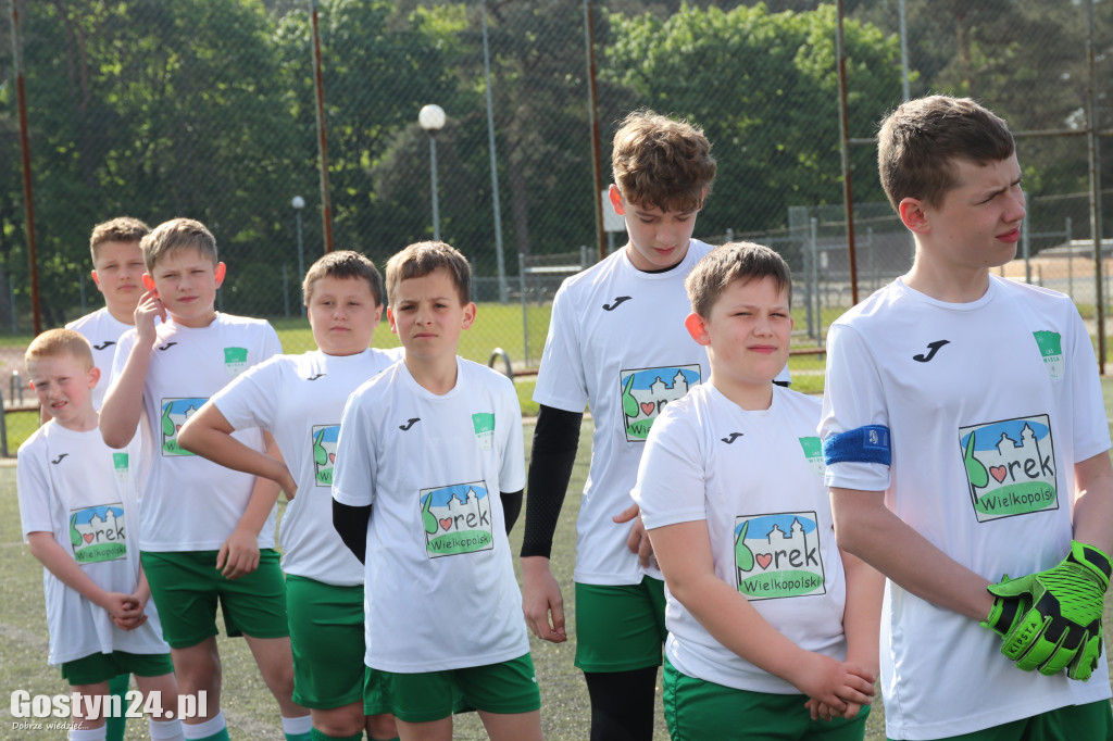 Turniej MDP na orliku w Piaskach