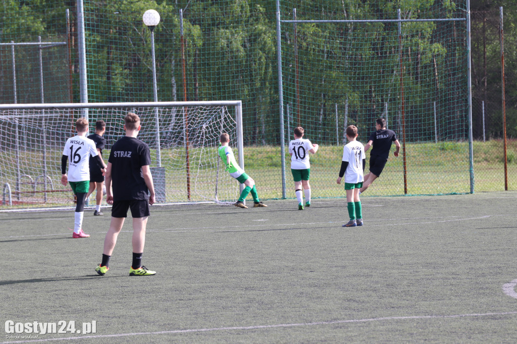 Turniej MDP na orliku w Piaskach