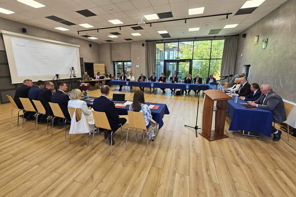 Sesja inaugurująca nową kadencję w Krobi