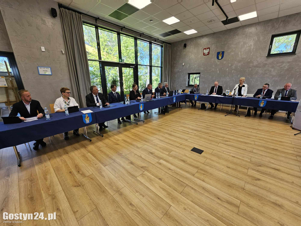 Sesja inaugurująca nową kadencję w Krobi