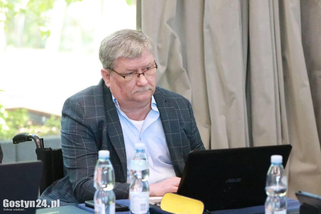 Sesja inaugurująca nową kadencję w Krobi