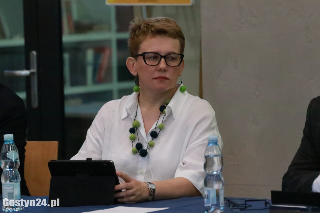 Sesja inaugurująca nową kadencję w Krobi