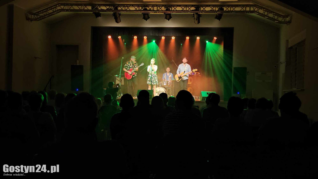 Koncert zespołu Szulerzy w CKiB w Piaskach