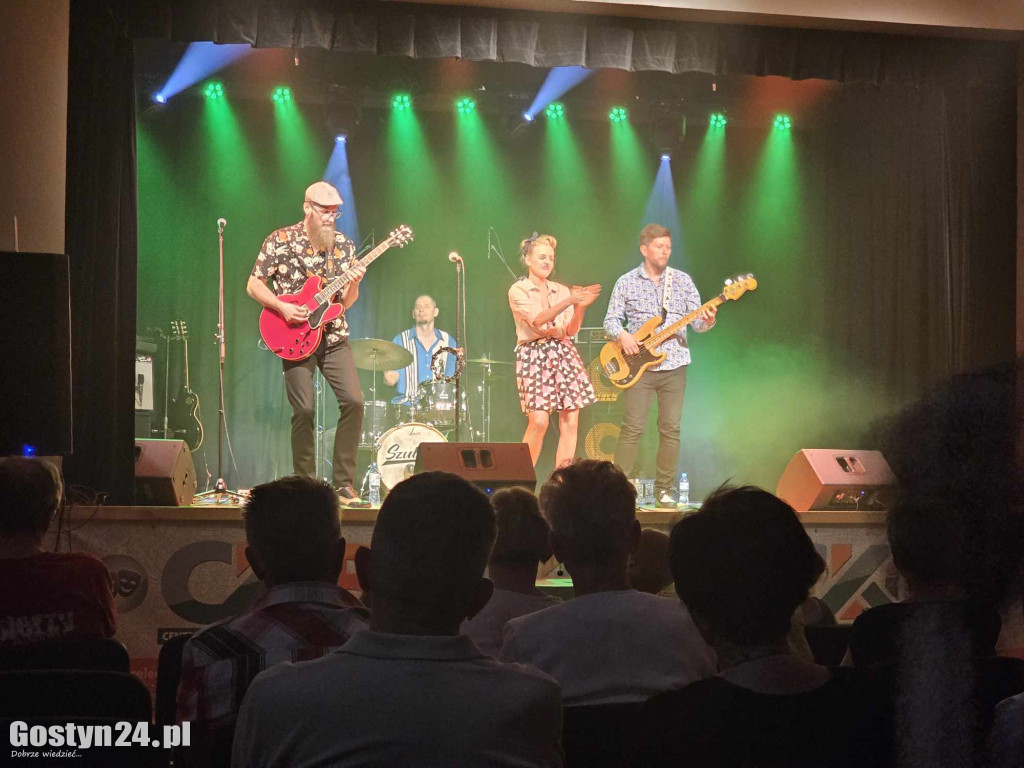 Koncert zespołu Szulerzy w CKiB w Piaskach